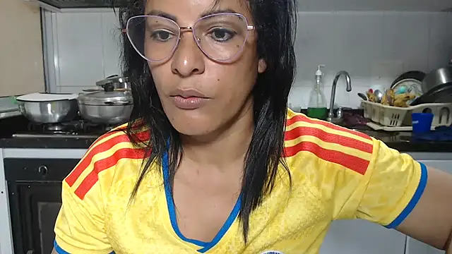 kateleyagrey online show from June 27, 8:03 pm
