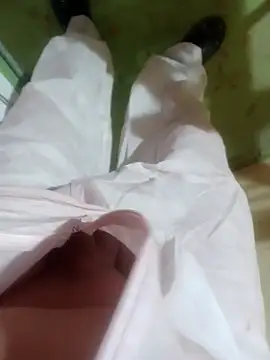 Snapshot of GeilerSchweizer chatting on December 5, 1:09 pm GeilerSchweizer online show from December 5, 1:09 pm