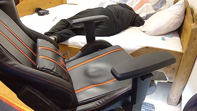 KmlBI26 online show from October 29, 7:15 pm