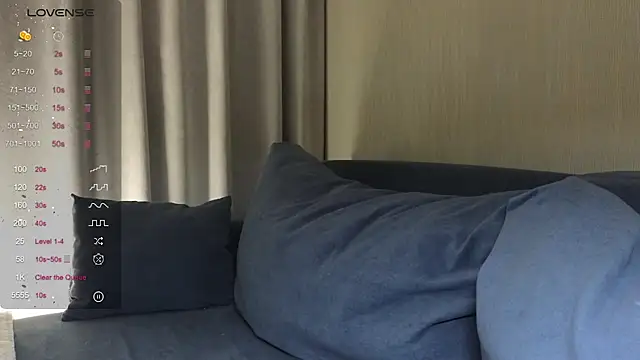 Alice Wonders online show from September 14, 8:19 pm