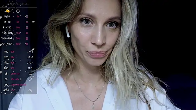 Alice Wonders online show from May 15, 7:54 pm