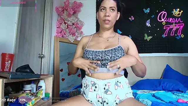 Hot Brunette34 online show from July 8, 8:24 pm