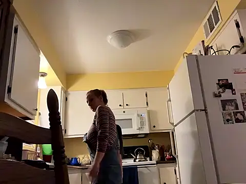 ClumsyLink online show from January 17, 2:27 am