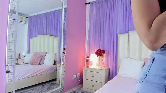 lulumars online show from December 17, 10:23 am