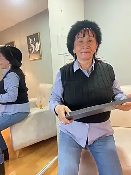 Savvanahh online show from February 14, 12:02 pm