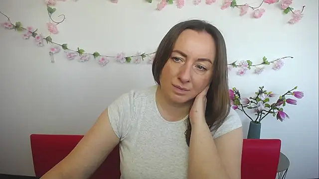 Snapshot of Abby_Taylorr chatting on September 19, 6:26 am Abby Taylorr online show from September 19, 6:26 am