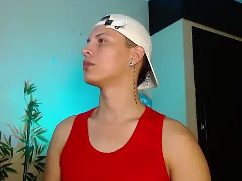 Snapshot of DavidNeill chatting on December 23, 2:39 pm DavidNeill online show from December 23, 2:39 pm