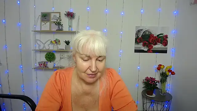 BlondyLeeBest online show from March 15, 1:19 am