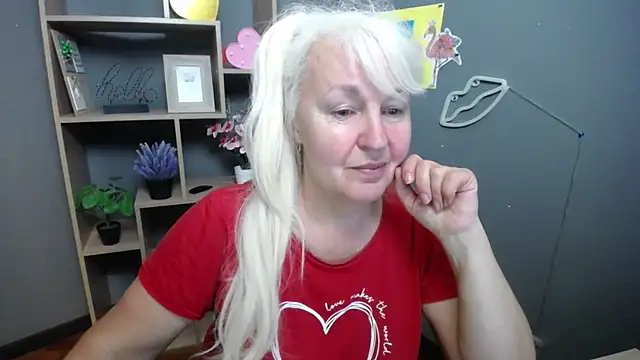 BlondyLeeBest online show from May 12, 6:27 pm
