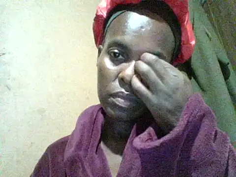 Snapshot of hairybushpussyxx1 chatting on January 5, 9:36 pm hairybushpussyxx1 online show from January 5, 9:36 pm