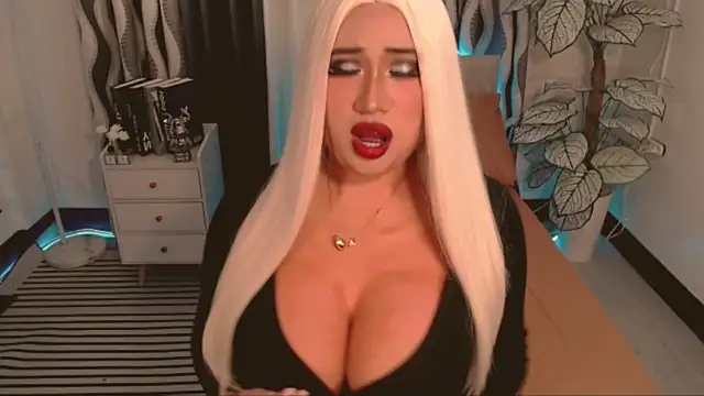 Snapshot of TsDominantCumloader chatting on October 26, 5:41 pm TsDominantCumloader online show from October 26, 5:41 pm