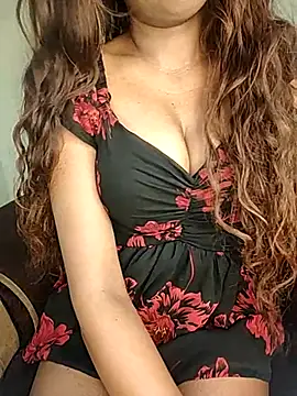 Snapshot of Indian-Squirt chatting on February 12, 12:01 pm Indian-Squirt online show from February 12, 12:01 pm