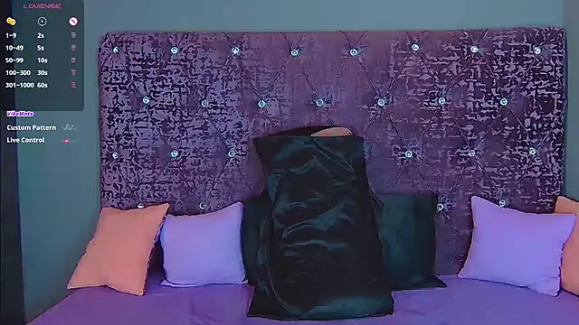 NoraBigAss online show from December 3, 3:41 am