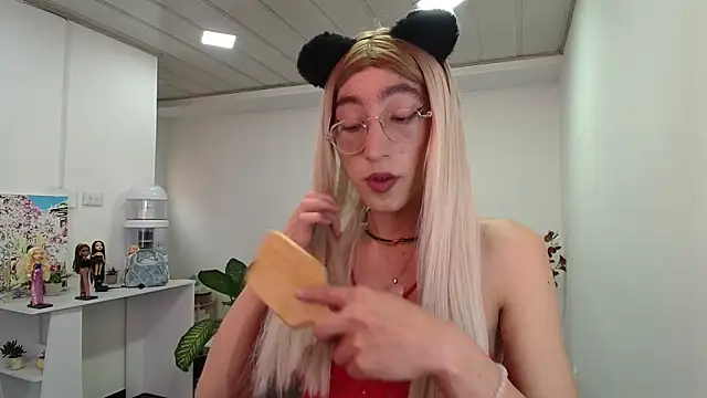 NicoleCortez online show from January 29, 8:25 pm