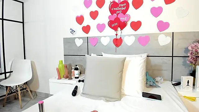 EmmaSmith2 online show from February 14, 2:19 am