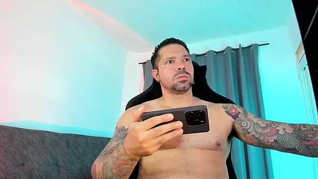 Pierre Vidal online show from March 31, 9:48 pm