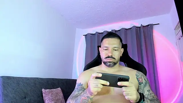 Pierre Vidal online show from May 16, 11:57 pm