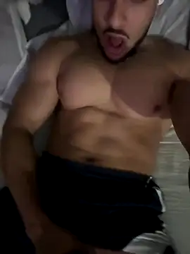 Snapshot of pimentfort77 chatting on October 19, 9:26 pm pimentfort77 online show from October 19, 9:26 pm