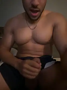 Snapshot of pimentfort77 chatting on November 17, 10:04 pm pimentfort77 online show from November 17, 10:04 pm