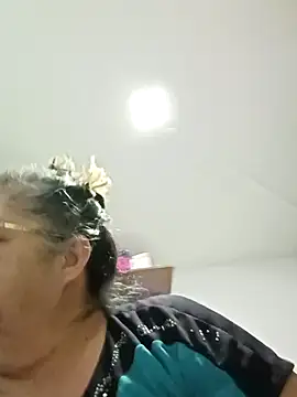 scaelettdubois online show from March 26, 6:35 pm