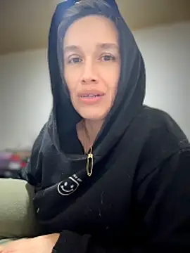 sexymarilyncolombia online show from May 17, 4:21 am