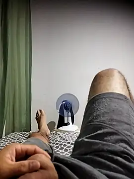 Snapshot of io380 chatting on March 18, 1:10 am io380 online show from March 18, 1:10 am