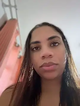 Snapshot of morenadabuceta chatting on April 13, 12:43 pm morenadabuceta online show from April 13, 12:43 pm