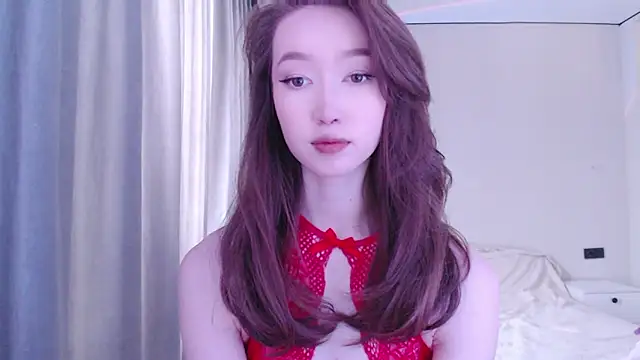 Snapshot of _luna_022 chatting on December 21, 8:28 am  luna 022 online show from December 21, 8:28 am