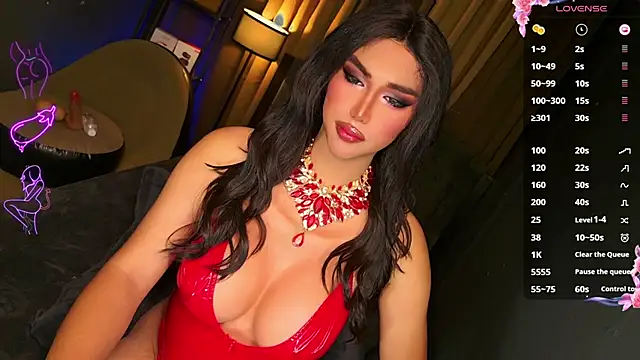 Snapshot of SexGoddess_Celine chatting on December 3, 7:56 pm SexGoddess Celine online show from December 3, 7:56 pm
