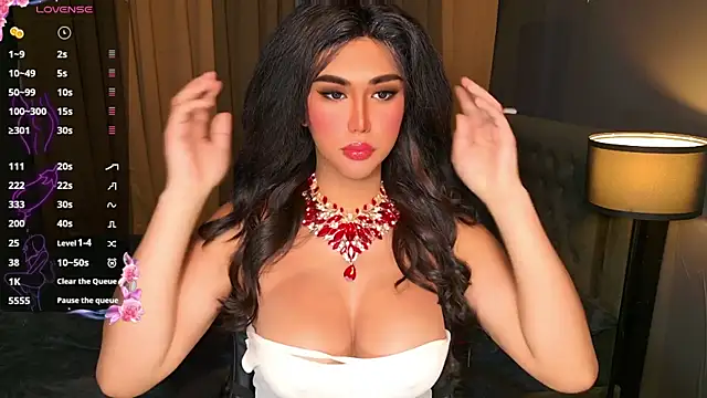 Snapshot of SexGoddess_Celine chatting on February 6, 6:00 pm SexGoddess Celine online show from February 6, 6:00 pm