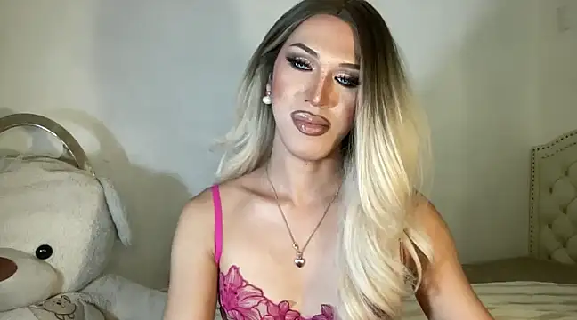 Ts glamxxxx online show from February 7, 9:37 am