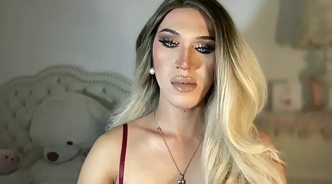 Ts glamxxxx online show from March 18, 8:36 am