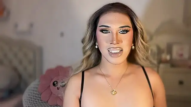 Ts glamxxxx online show from October 28, 2:04 am