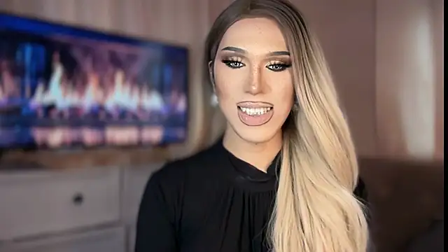 Ts glamxxxx online show from April 1, 1:28 am