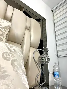 Snapshot of ALISSON_FOXXX1 chatting on October 24, 8:49 pm ALISSON FOXXX1 online show from October 24, 8:49 pm