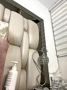 Snapshot of ALISSON_FOXXX1 chatting on October 26, 12:55 pm ALISSON FOXXX1 online show from October 26, 12:55 pm