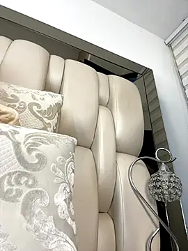 Snapshot of ALISSON_FOXXX1 chatting on October 27, 9:52 pm ALISSON FOXXX1 online show from October 27, 9:52 pm