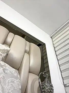 ALISSON FOXXX1 online show from November 5, 10:54 pm