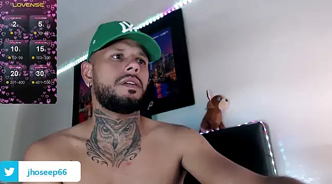 Snapshot of nicky_smiller chatting on February 6, 6:18 am nicky smiller online show from February 6, 6:18 am