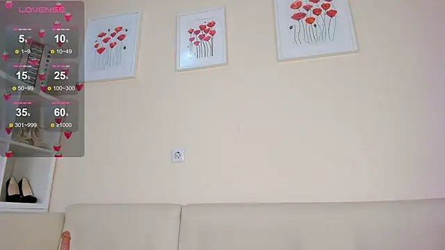 rosa mariposa  online show from February 17, 11:13 am