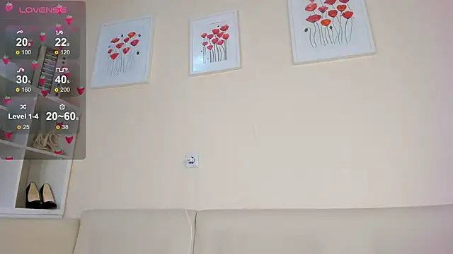 rosa mariposa  online show from March 4, 9:11 pm