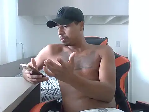 Juninho10c online show from February 10, 3:49 pm