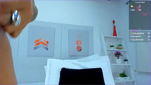 Snapshot of AlessiaMarcu- chatting on January 10, 10:28 am AlessiaMarcu- online show from January 10, 10:28 am