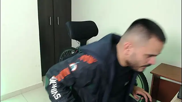 cowboyht online show from November 15, 7:10 pm