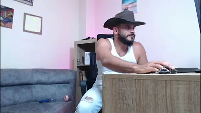 cowboyht online show from May 6, 12:21 pm