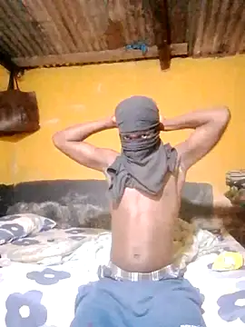 Snapshot of LULE37587001 chatting on January 10, 5:37 pm LULE37587001 online show from January 10, 5:37 pm