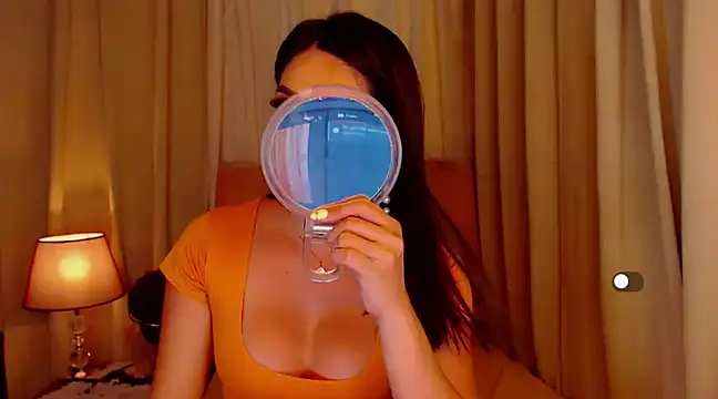 Snapshot of mistressseductionleah chatting on March 23, 2:04 am mistressseductionleah online show from March 23, 2:04 am