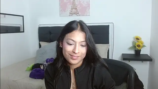 Snapshot of vaness_weet chatting on April 25, 8:28 pm vaness weet online show from April 25, 8:28 pm