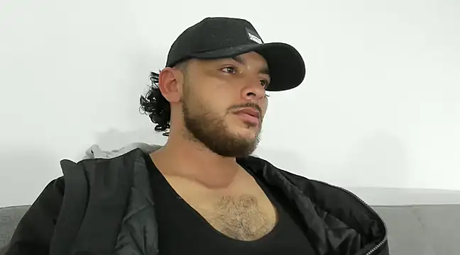 tuyo1995 online show from February 6, 2:55 am