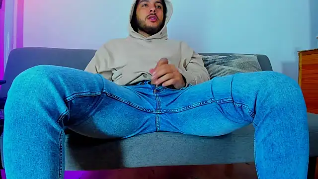 tuyo1995 online show from November 26, 3:24 pm